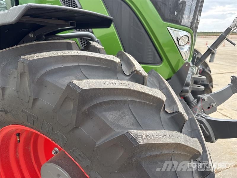 Fendt 724 Vario Gen6 Profi+ 4WD Tractor (Unused) Traktoriai
