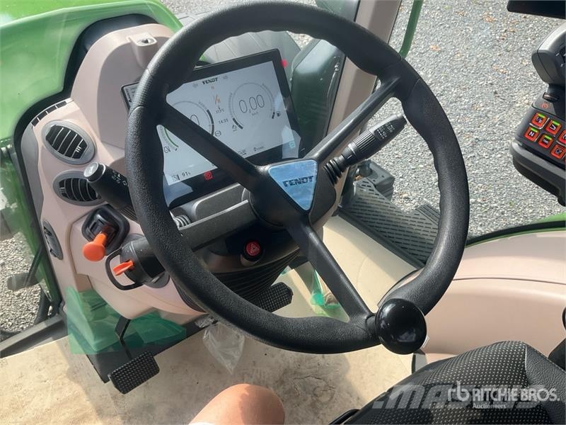 Fendt 724 Vario Gen6 Profi Plus 4WD Tractor (Unused) Traktoren
