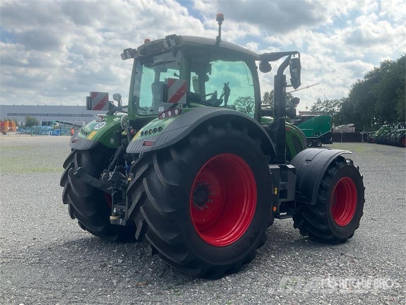 Fendt 724 Vario Gen6 Profi Plus 4WD Tractor (Unused) Traktoren