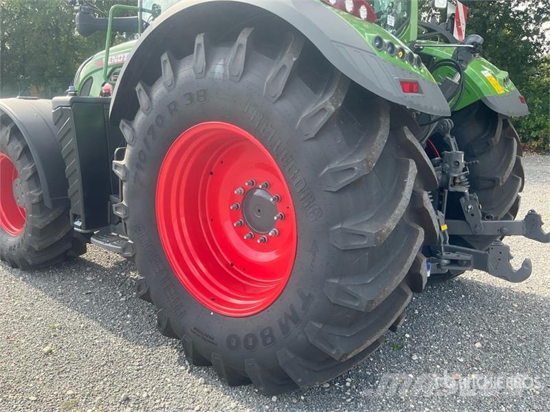 Fendt 724 Vario Gen6 Profi Plus 4WD Tractor (Unused) Traktoren