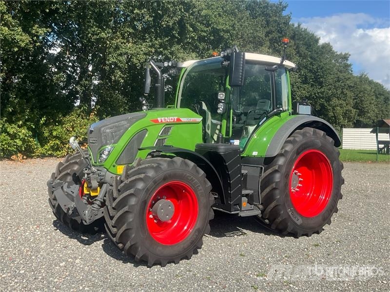 Fendt 724 Vario Gen6 Profi Plus 4WD Tractor (Unused) Трактори