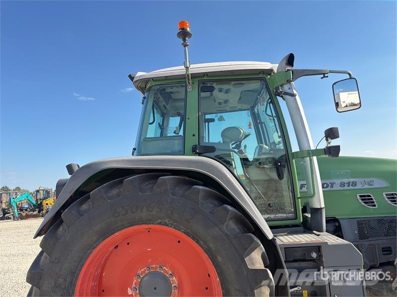 Fendt 818 Vario 4WD Tractor الجرارات