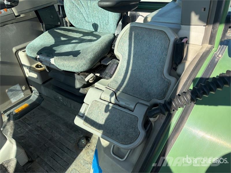 Fendt 818 Vario 4WD Tractor الجرارات