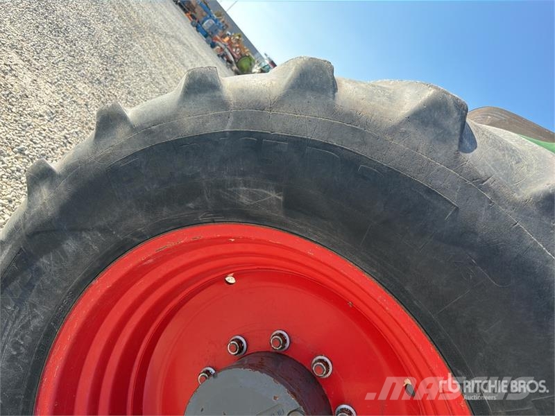 Fendt 818 Vario 4WD Tractor الجرارات