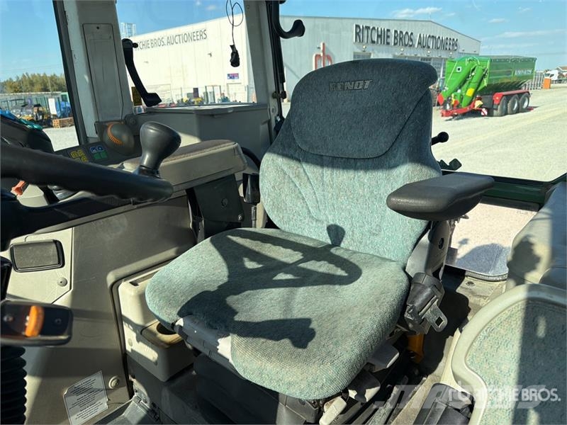 Fendt 818 Vario 4WD Tractor الجرارات