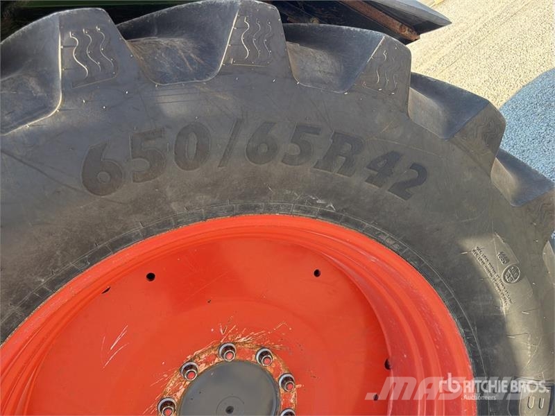 Fendt 818 Vario 4WD Tractor الجرارات
