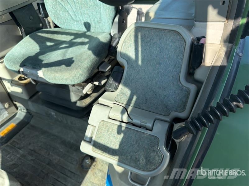 Fendt 818 Vario 4WD Tractor الجرارات