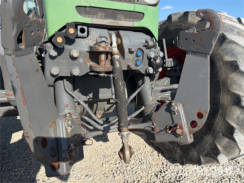 Fendt 818 Vario 4WD Tractor الجرارات