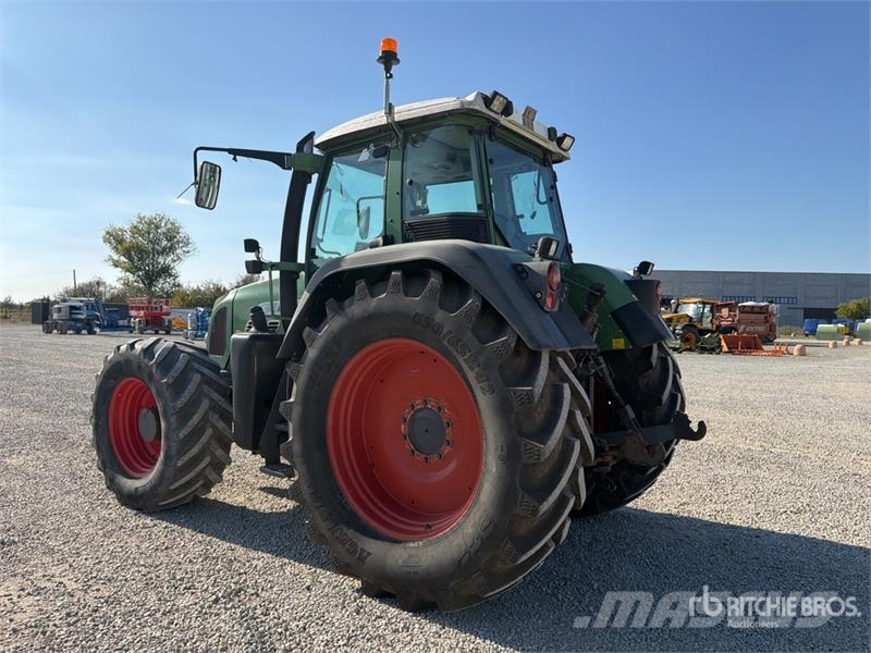 Fendt 818 Vario 4WD Tractor الجرارات