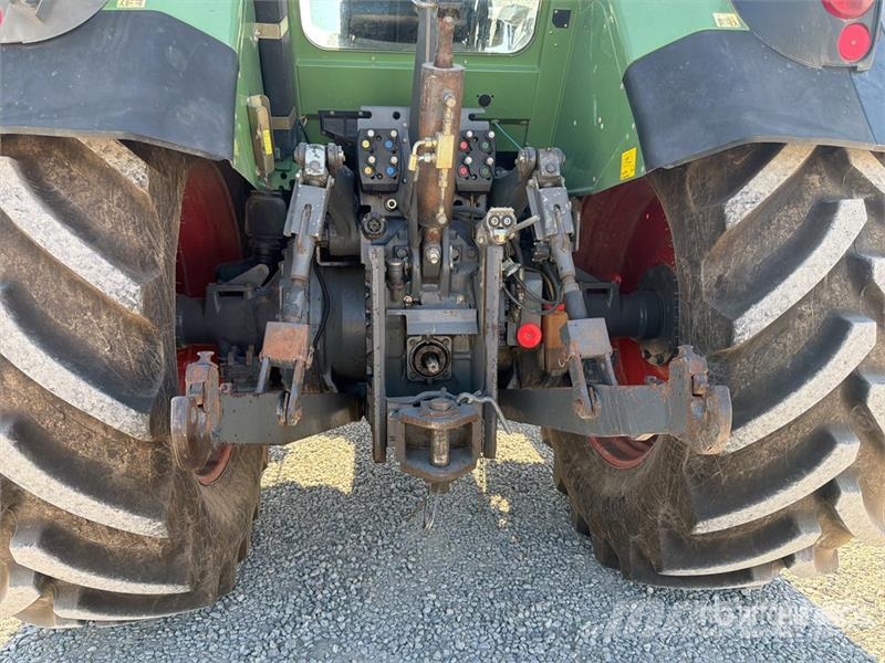 Fendt 818 Vario 4WD Tractor الجرارات