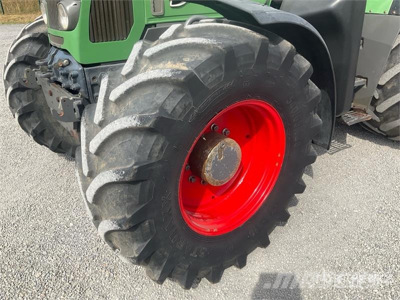 Fendt 820 Vario TMS 4WD Tractor Tractors