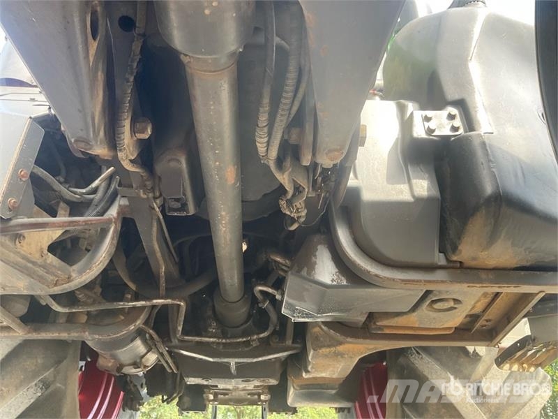 Fendt 820 Vario TMS 4WD Tractor Tractors
