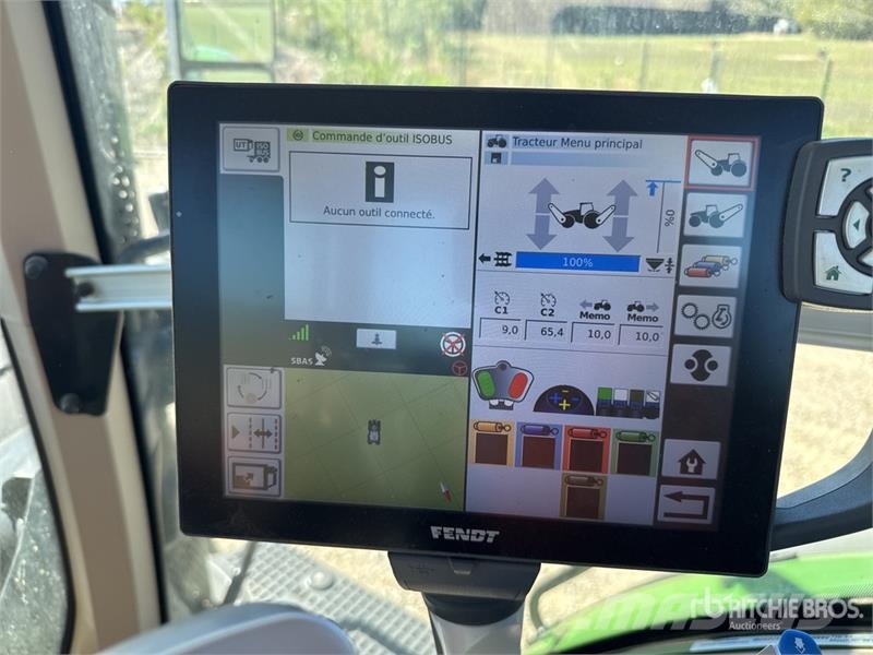 Fendt 824 Vario Traktorok