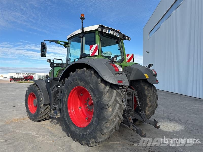 Fendt 824 Vario Profi Plus 4x4 Tracteur Agricole 4WD Tra Tracteur