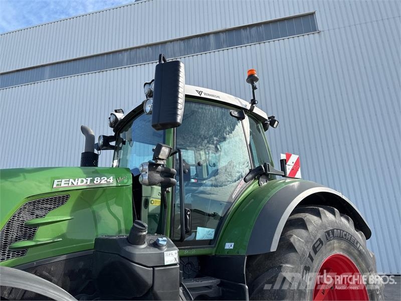 Fendt 824 Vario Profi Plus 4x4 Tracteur Agricole 4WD Tra Tracteur