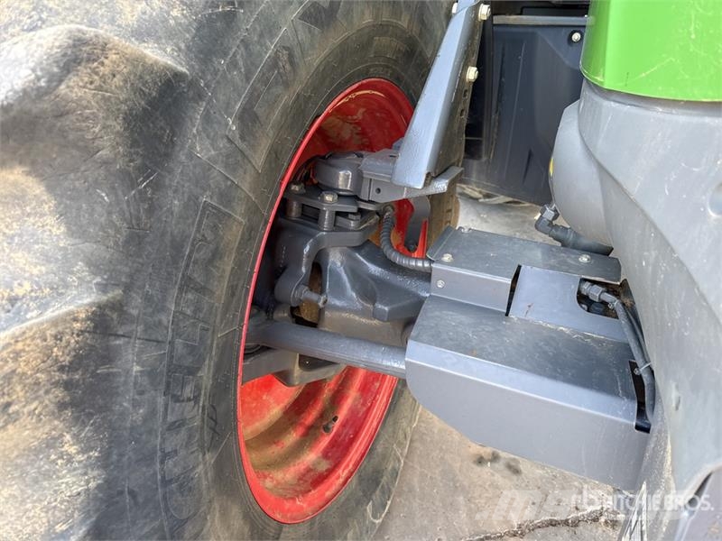 Fendt 824 Vario Profi Plus 4x4 Tracteur Agricole 4WD Tra Tracteur