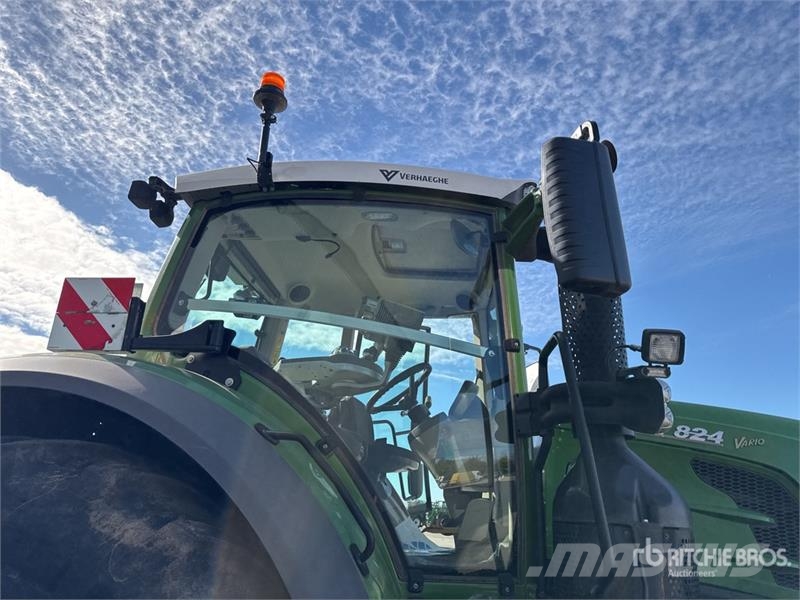 Fendt 824 Vario Profi Plus 4x4 Tracteur Agricole 4WD Tra Tracteur