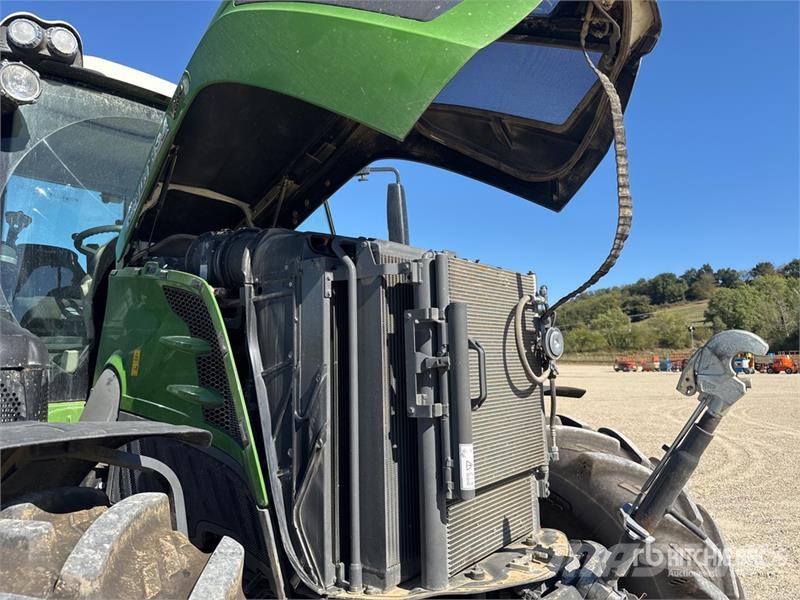 Fendt 824 Vario Profi Plus 4x4 Tracteur Agricole 4WD Tra Tracteur