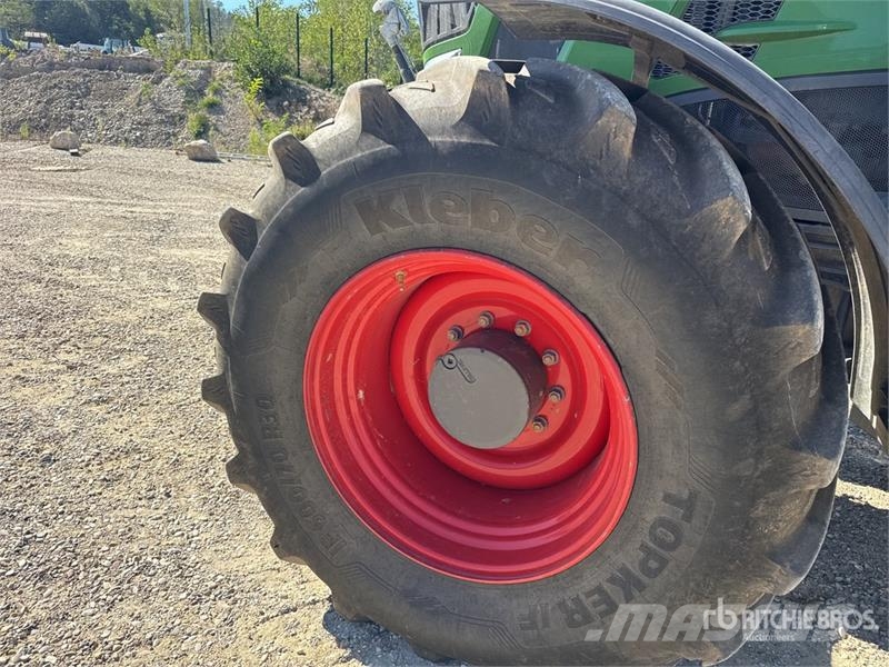 Fendt 824 Vario Profi Plus 4x4 Tracteur Agricole 4WD Tra Tracteur