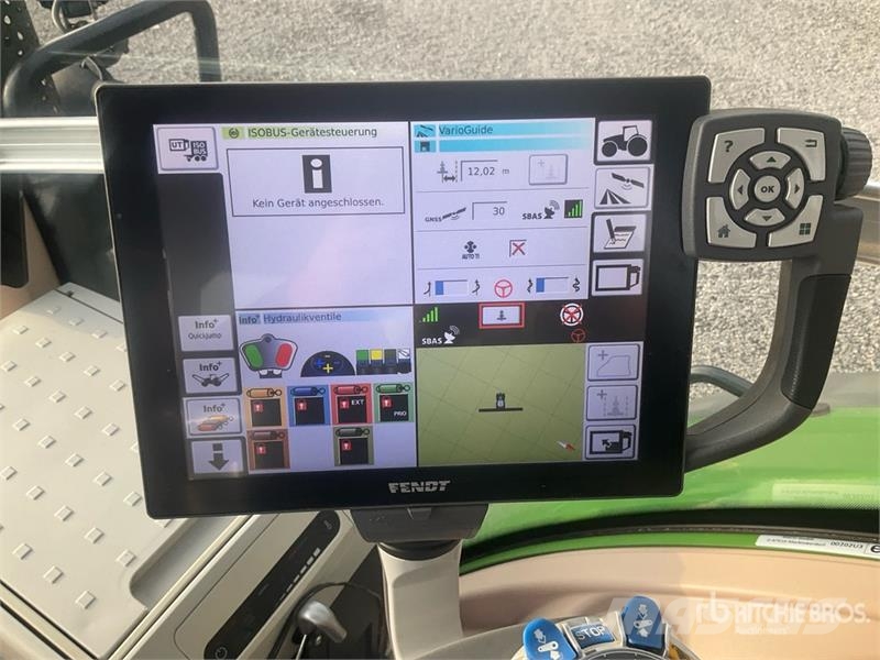 Fendt 826 Profi Plus 4WD Tractor Traktorer