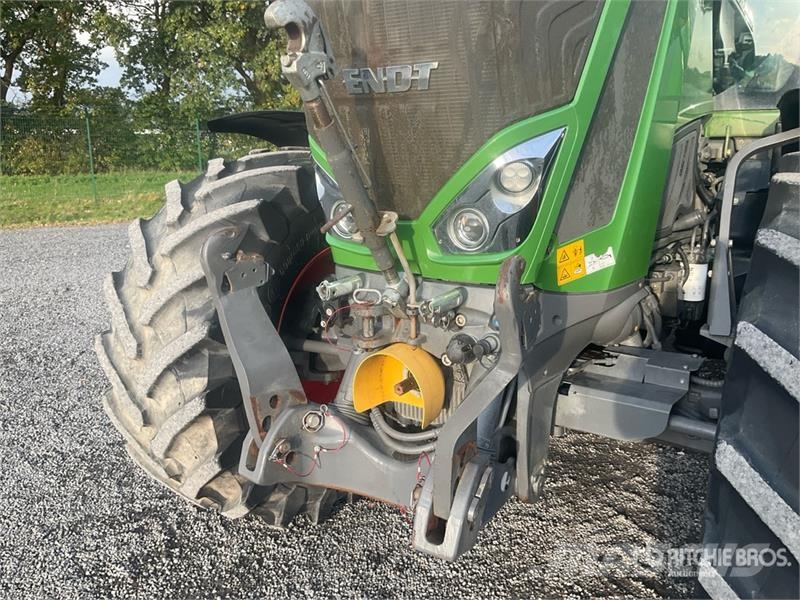 Fendt 826 Profi Plus 4WD Tractor Traktorer