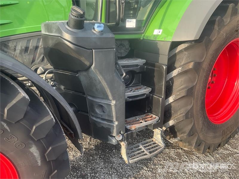 Fendt 826 Profi Plus 4WD Tractor Traktorer
