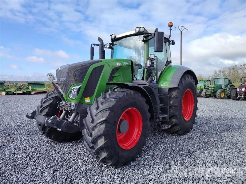 Fendt 826 Vario 4x4 Tracteur Agricole S4 Profi Plus 4WD  Tractors