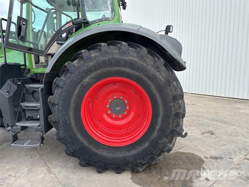 Fendt 826 Vario Profi Plus 4x4 Tracteur Agricole 4WD Tra Tracteur