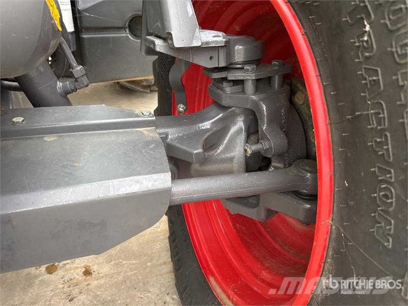 Fendt 826 Vario Profi Plus 4x4 Tracteur Agricole 4WD Tra Tracteur