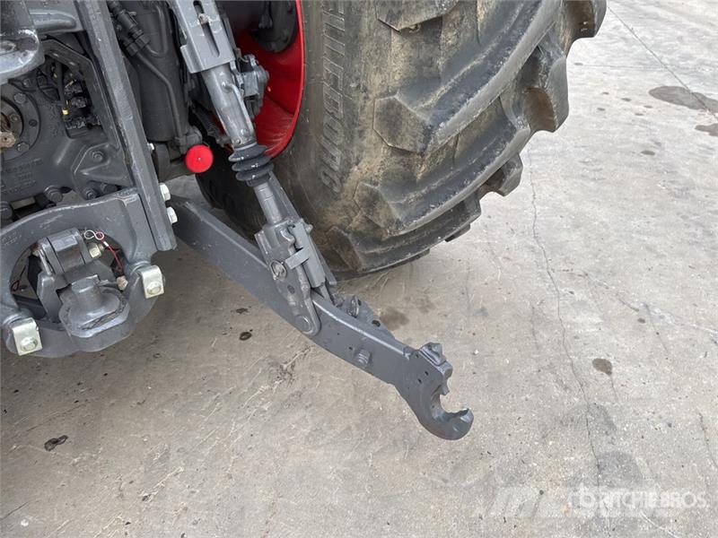 Fendt 826 Vario Profi Plus 4x4 Tracteur Agricole 4WD Tra Tracteur