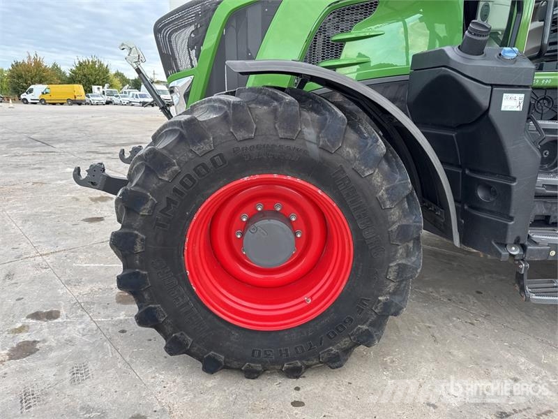 Fendt 826 Vario Profi Plus 4x4 Tracteur Agricole 4WD Tra Tracteur