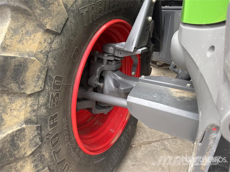 Fendt 826 Vario Profi Plus 4x4 Tracteur Agricole 4WD Tra Tracteur