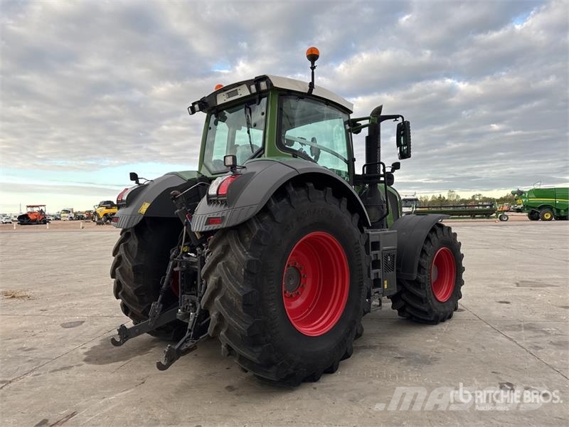 Fendt 826 Vario Profi Plus 4x4 Tracteur Agricole 4WD Tra Tracteur
