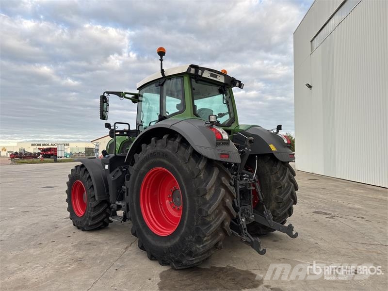 Fendt 826 Vario Profi Plus 4x4 Tracteur Agricole 4WD Tra Tracteur