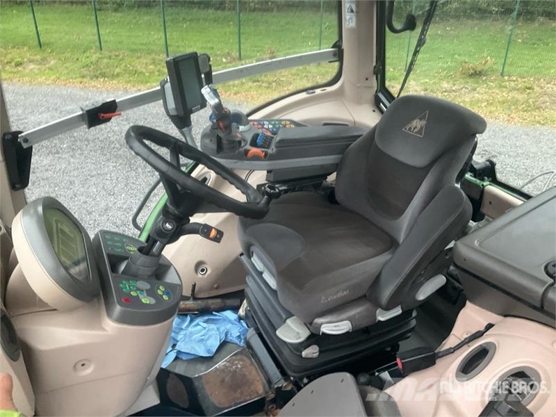 Fendt 828 Vario Traktoren