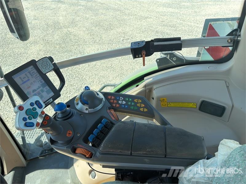 Fendt 828 Vario Traktorer