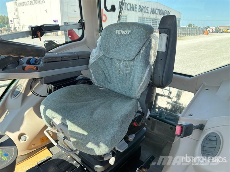 Fendt 828 Vario Traktorer