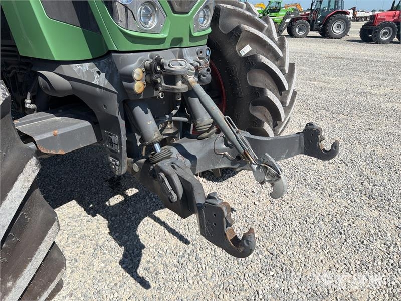 Fendt 828 Vario Traktorer