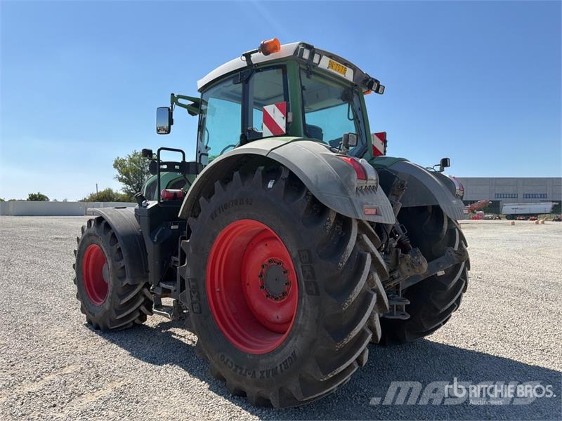 Fendt 828 Vario Traktorer