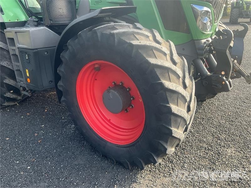 Fendt 828 Vario 트랙터