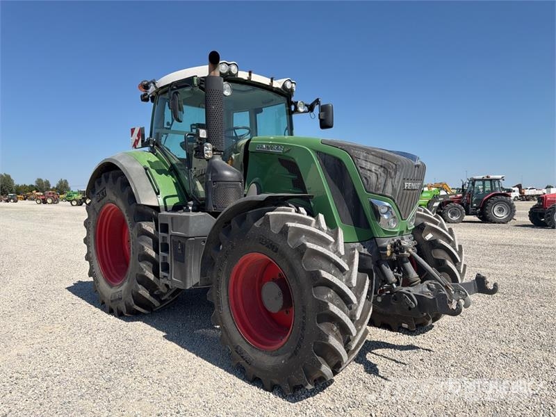 Fendt 828 Vario Traktorer