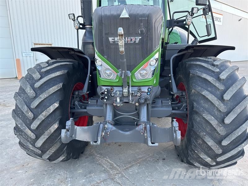 Fendt 828 Vario Profi Plus 4x4 Tracteur Agricole 4WD Tra Tracteur