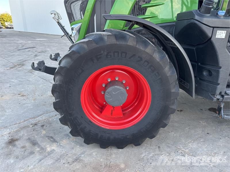 Fendt 828 Vario Profi Plus 4x4 Tracteur Agricole 4WD Tra Tracteur
