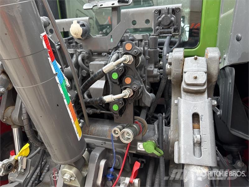 Fendt 828 Vario Profi Plus 4x4 Tracteur Agricole 4WD Tra Τρακτέρ