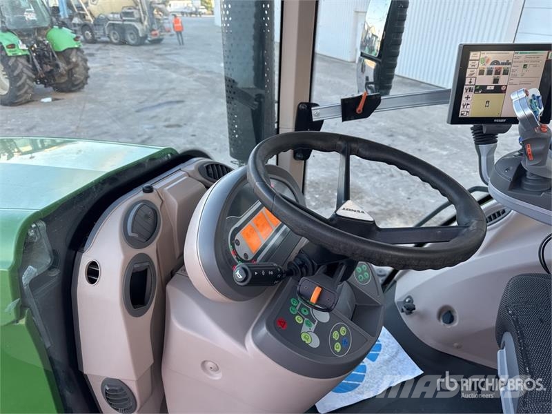 Fendt 828 Vario Profi Plus 4x4 Tracteur Agricole 4WD Tra Tracteur