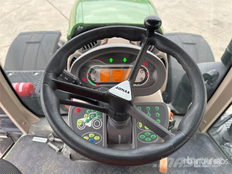 Fendt 828 Vario Profi Plus 4x4 Tracteur Agricole 4WD Tra Τρακτέρ