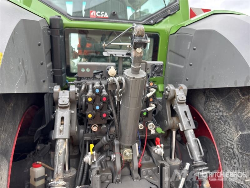 Fendt 828 Vario Profi Plus 4x4 Tracteur Agricole 4WD Tra Τρακτέρ