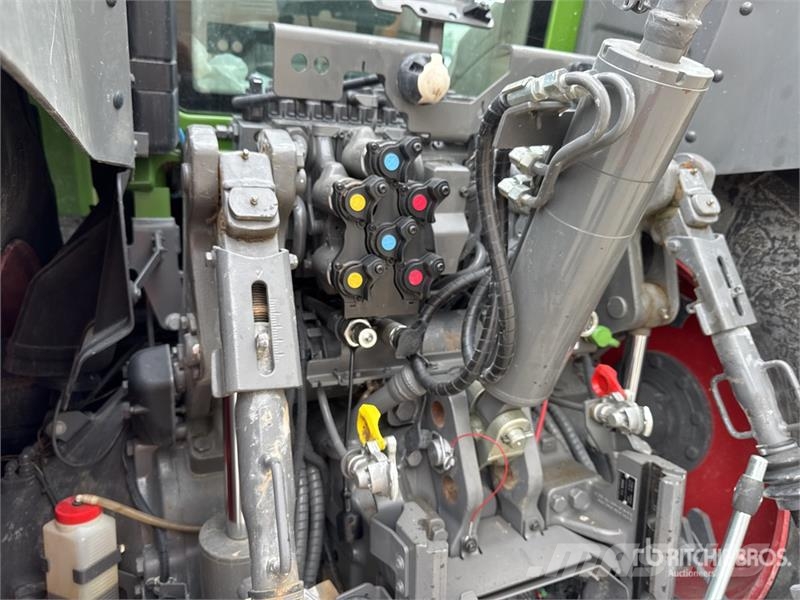 Fendt 828 Vario Profi Plus 4x4 Tracteur Agricole 4WD Tra Τρακτέρ