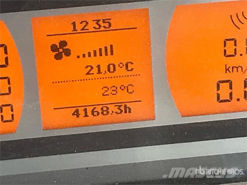 Fendt 828 Vario S4 Profi Plus 4WD Tractor Τρακτέρ