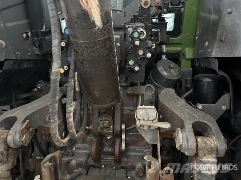 Fendt 939 Vario 4WD Tractor Трактори